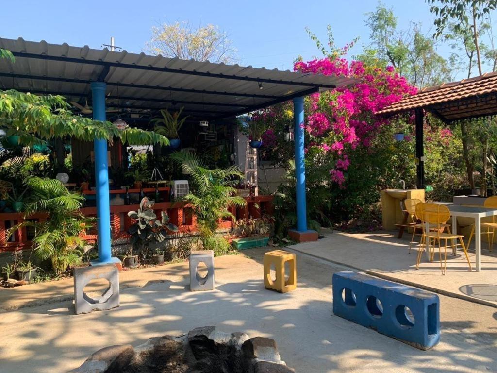 Hotel Wilderness Jungle Camp à Malavalli Extérieur photo