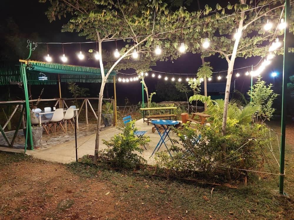 Hotel Wilderness Jungle Camp à Malavalli Extérieur photo